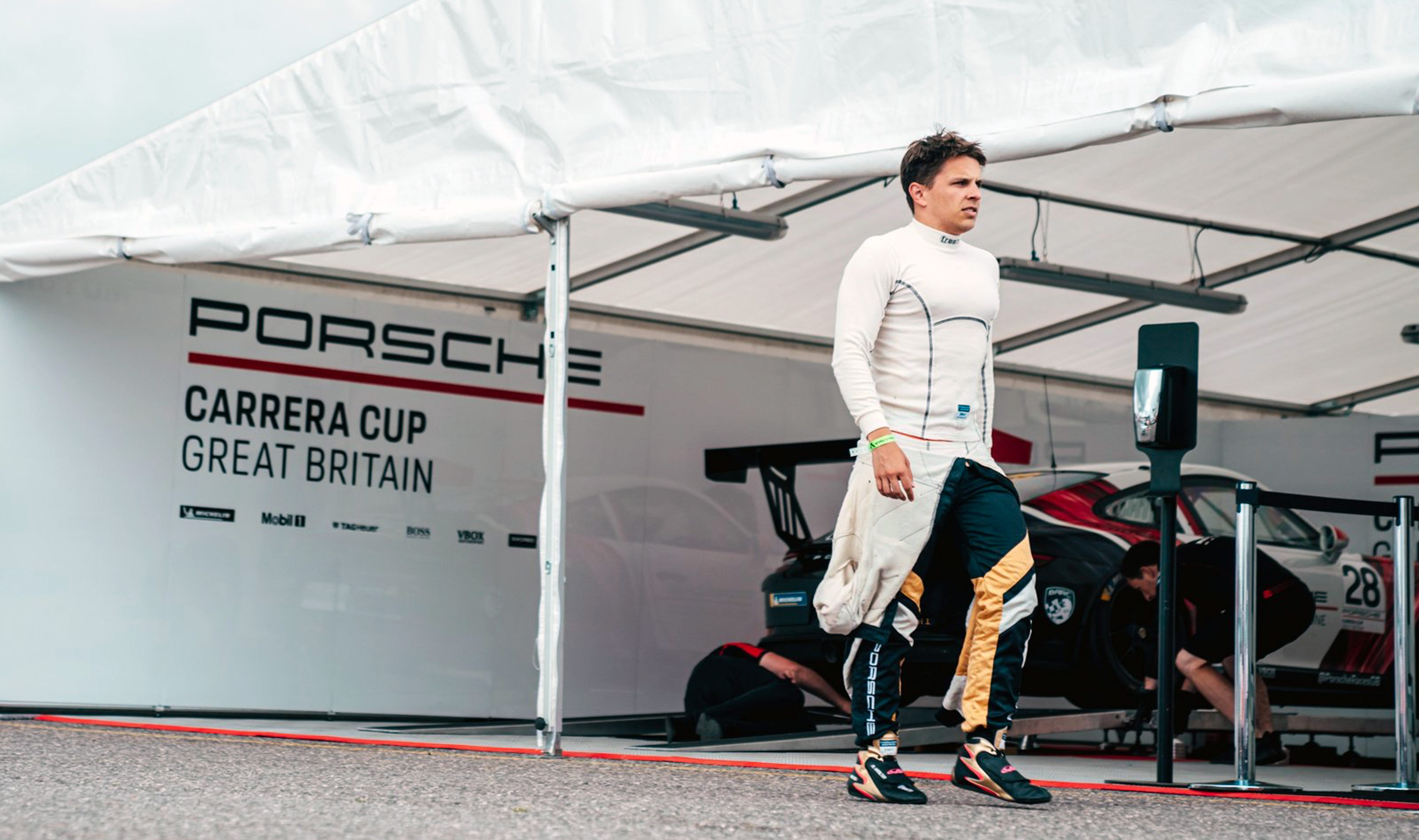 VR for Sim Racing – Immersive Motorsport Simulation –